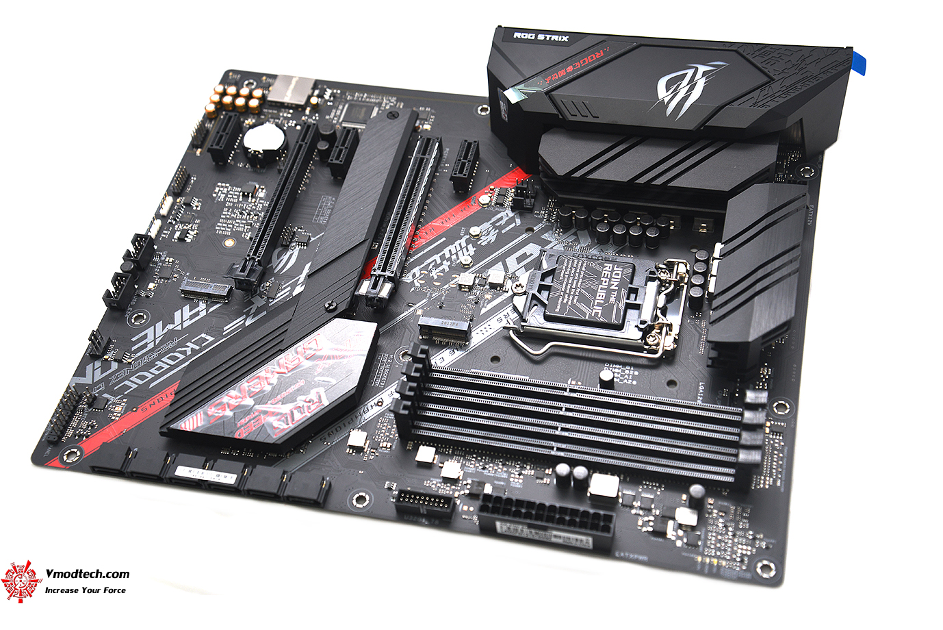 dsc 9986 ASUS ROG STRIX B460 H GAMING REVIEW