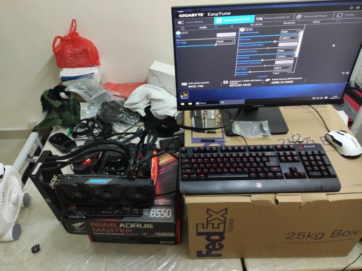 amd-ryzen-7-4700g-8-core-renoir-apu_45-ghz-overclock_ddr4-4400-infinity-fabric-2200-mhz_2-740x555 amd-ryzen-7-4700g-8-core-renoir-apu_45-ghz-overclock_ddr4-4400-infinity-fabric-2200-mhz_2-740x555