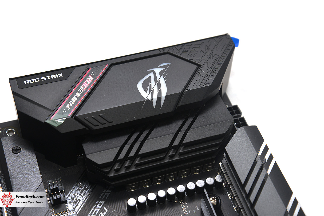 dsc 2112 ASUS ROG STRIX B550 F GAMING WIFI REVIEW
