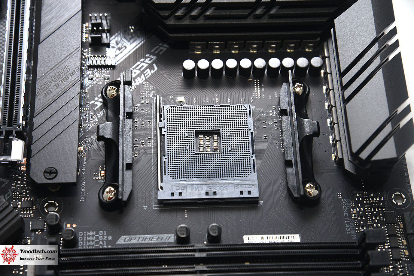 dsc 2120 ASUS ROG STRIX B550 F GAMING WIFI REVIEW