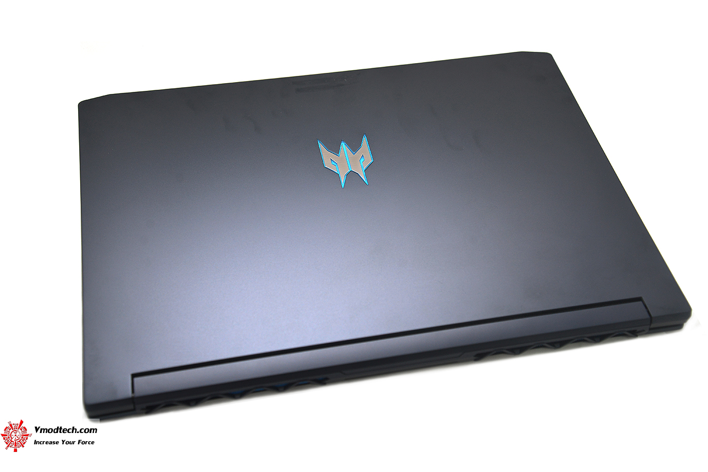 dsc 3243 Predator Triton 500 Review