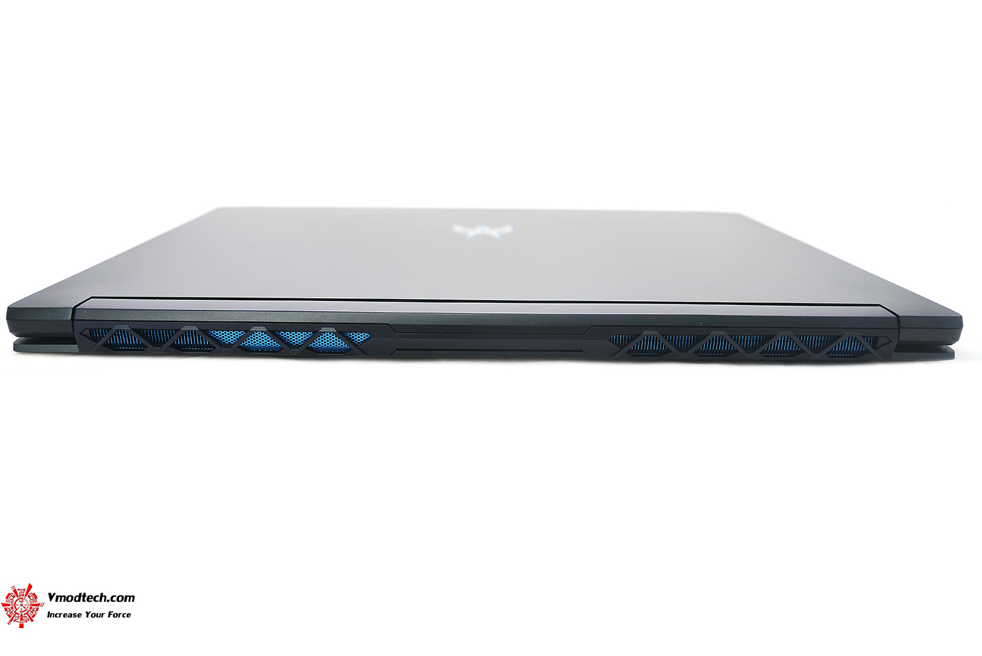 dsc 3251 Predator Triton 500 Review