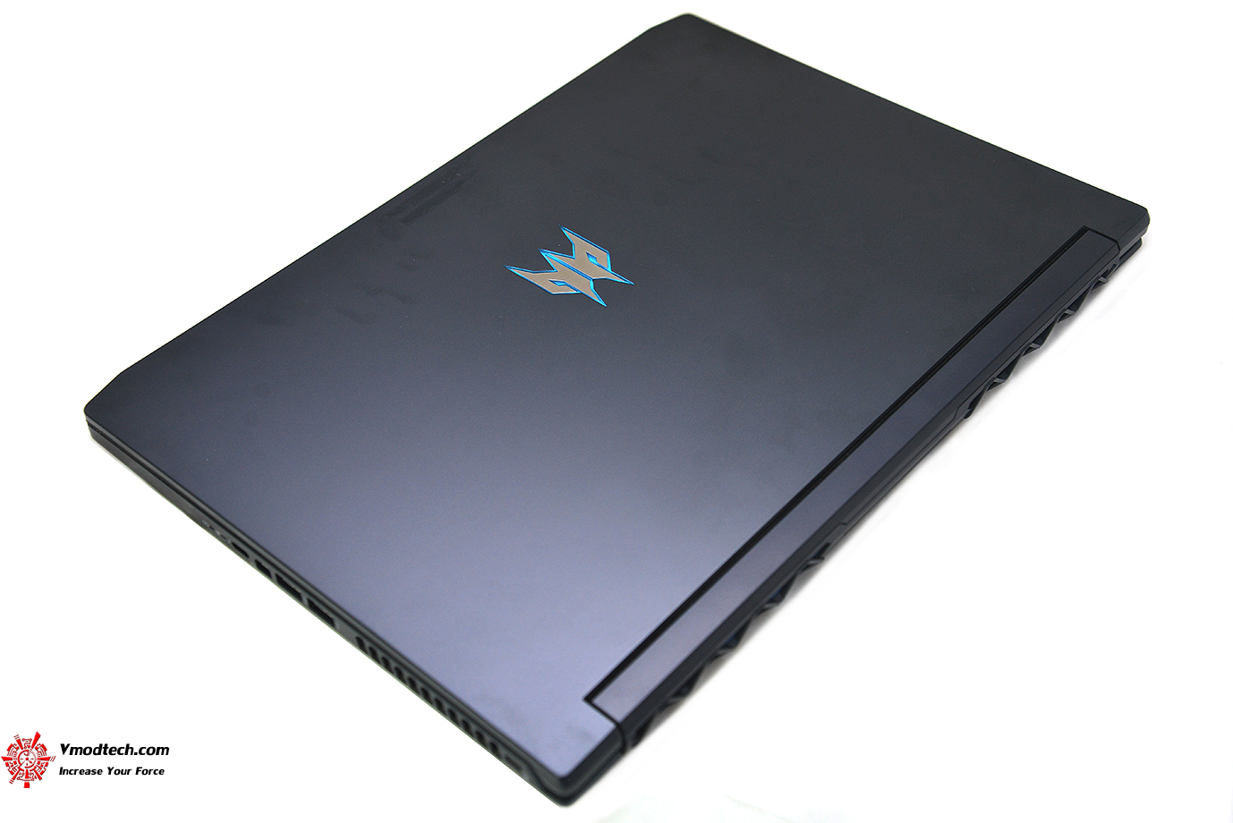 dsc 3287 Predator Triton 500 Review