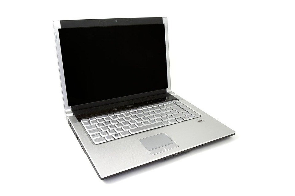 computer-1881_960_720 computer 1881 960 720 Toshiba ลาธุรกิจแล็ปท็อปขายต่อให้ Sharp ดำเนินการต่อ