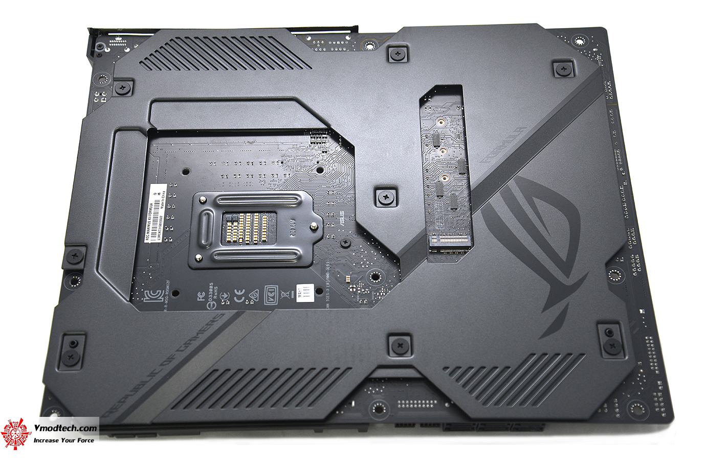 dsc 2705 ASUS ROG MAXIMUS XII FORMULA REVIEW