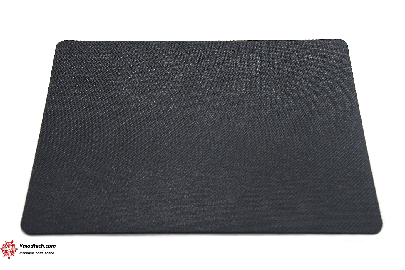dsc 5063 MSI AGILITY GD20 GAMING MOUSEPAD REVIEW