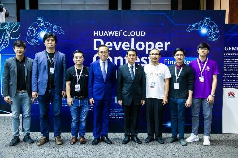 image001 image001 หัวเว่ยจัดแข่งขันนักพัฒนาเทคโนโลยีบนคลาวด์เป็นครั้งแรกในประเทศไทยมุ่งสนับสนุนยกระดับศักยภาพบุคลากรด้านไอซีทีสู่เวทีโลก