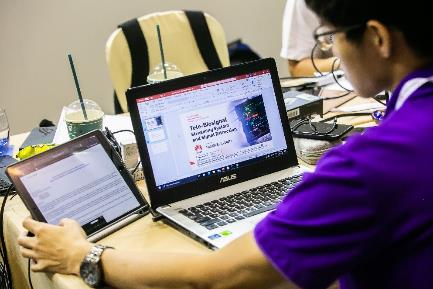 image012 image012 หัวเว่ยจัดแข่งขันนักพัฒนาเทคโนโลยีบนคลาวด์เป็นครั้งแรกในประเทศไทยมุ่งสนับสนุนยกระดับศักยภาพบุคลากรด้านไอซีทีสู่เวทีโลก