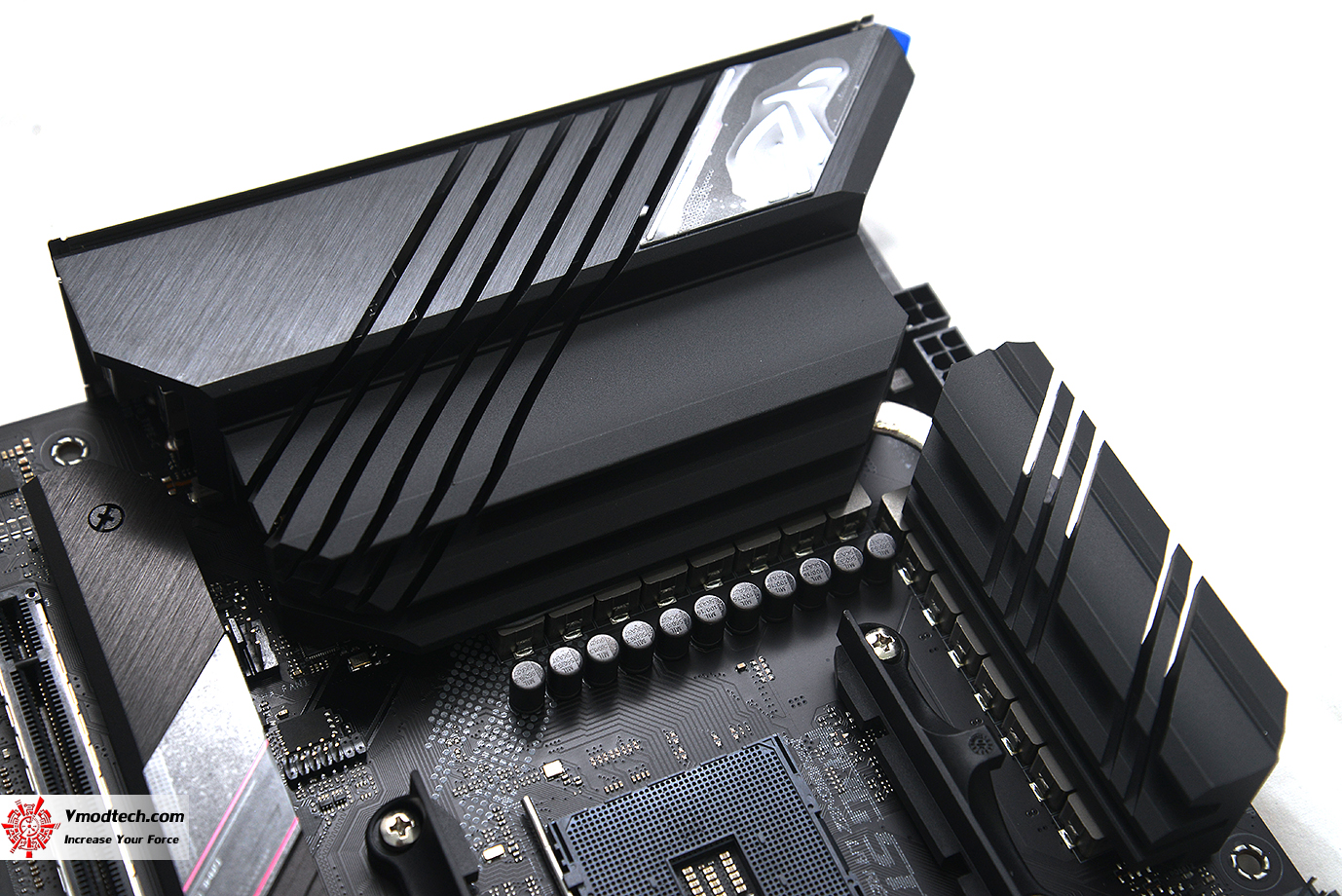 dsc 6961 ASUS ROG STRIX B550 XE GAMING WIFI REVIEW