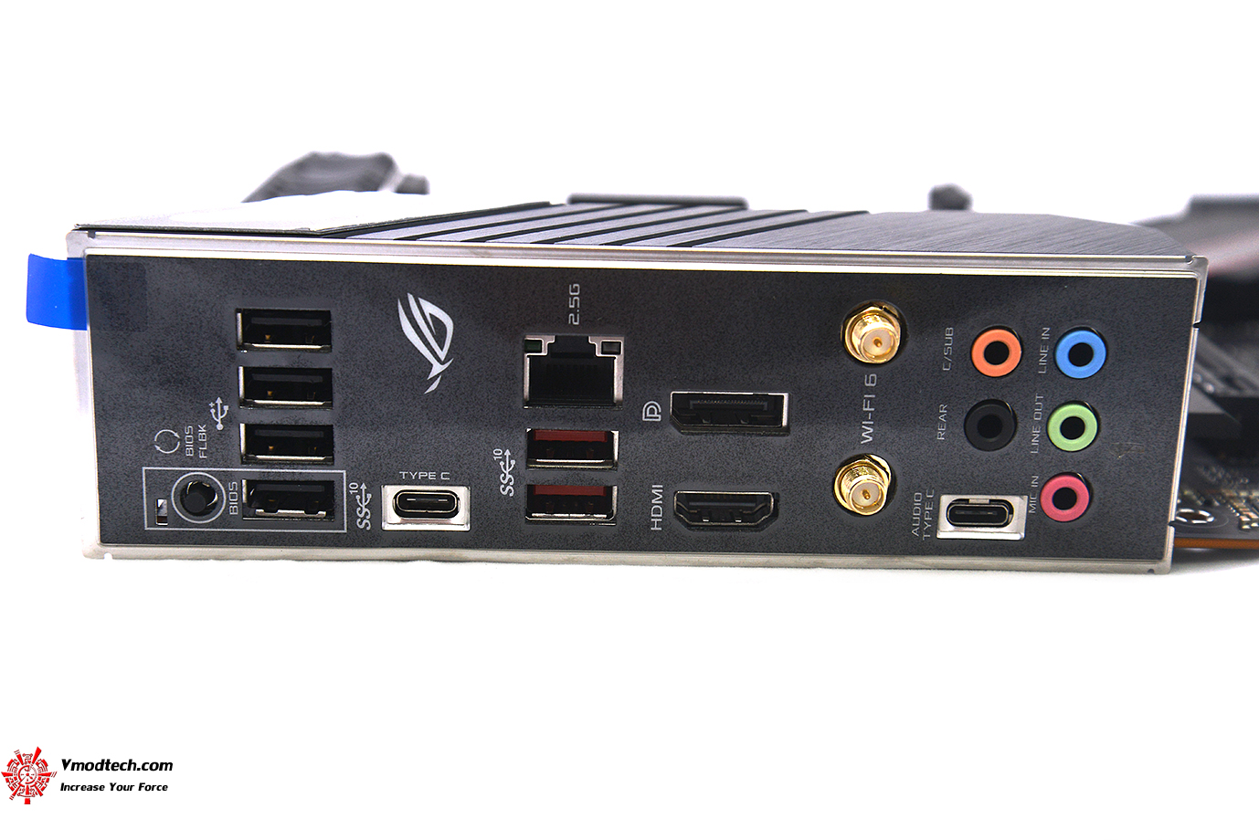 dsc 7028 ASUS ROG STRIX B550 XE GAMING WIFI REVIEW