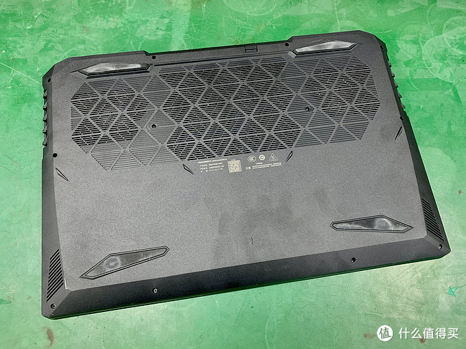 mechrevo-ryzen-9-5900h-gaming-laptop-3 mechrevo ryzen 9 5900h gaming laptop 3 หลุดผลทดสอบซีพียู AMD Ryzen 9 5900H ที่ใช้งานในแล็ปท็อปในรหัส Cezanne รุ่นใหม่ล่าสุดประสิทธิภาพแรงกว่าคู่แข่งประมาณ 22% กันเลยทีเดียว