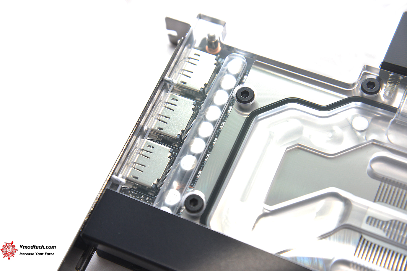 dsc 7826 ASUS GeForce RTX 3080 10GB EKWB Review