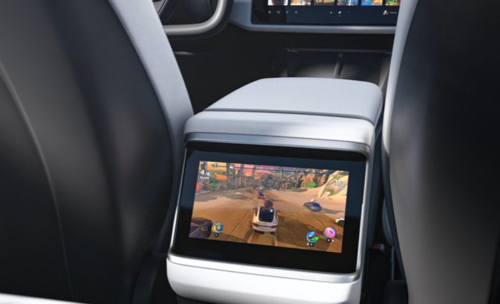 tesla arcade 2021 update 5 700x426 หลุดภาพบล๊อกไดอะแกรมชิปการ์ดจอ AMD Navi 23 GPU ที่คาดว่าใช้งานในรถยนต์ TESLA คาดเพื่อความบันเทิงและใช้ในระบบนำทาง