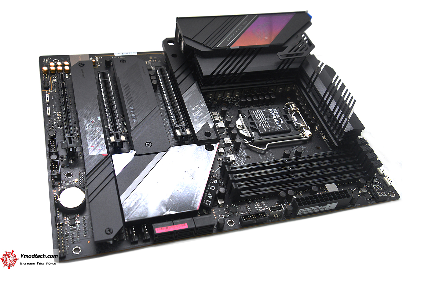 dsc 8622 ASUS ROG STRIX Z590 E GAMING WIFI REVIEW