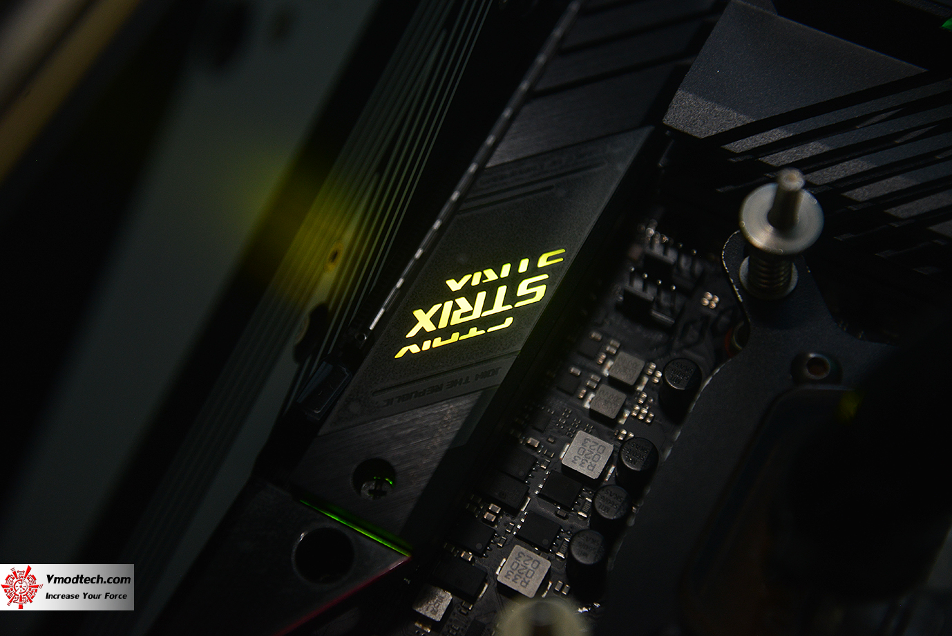 dsc 8921 ASUS ROG STRIX Z590 E GAMING WIFI REVIEW