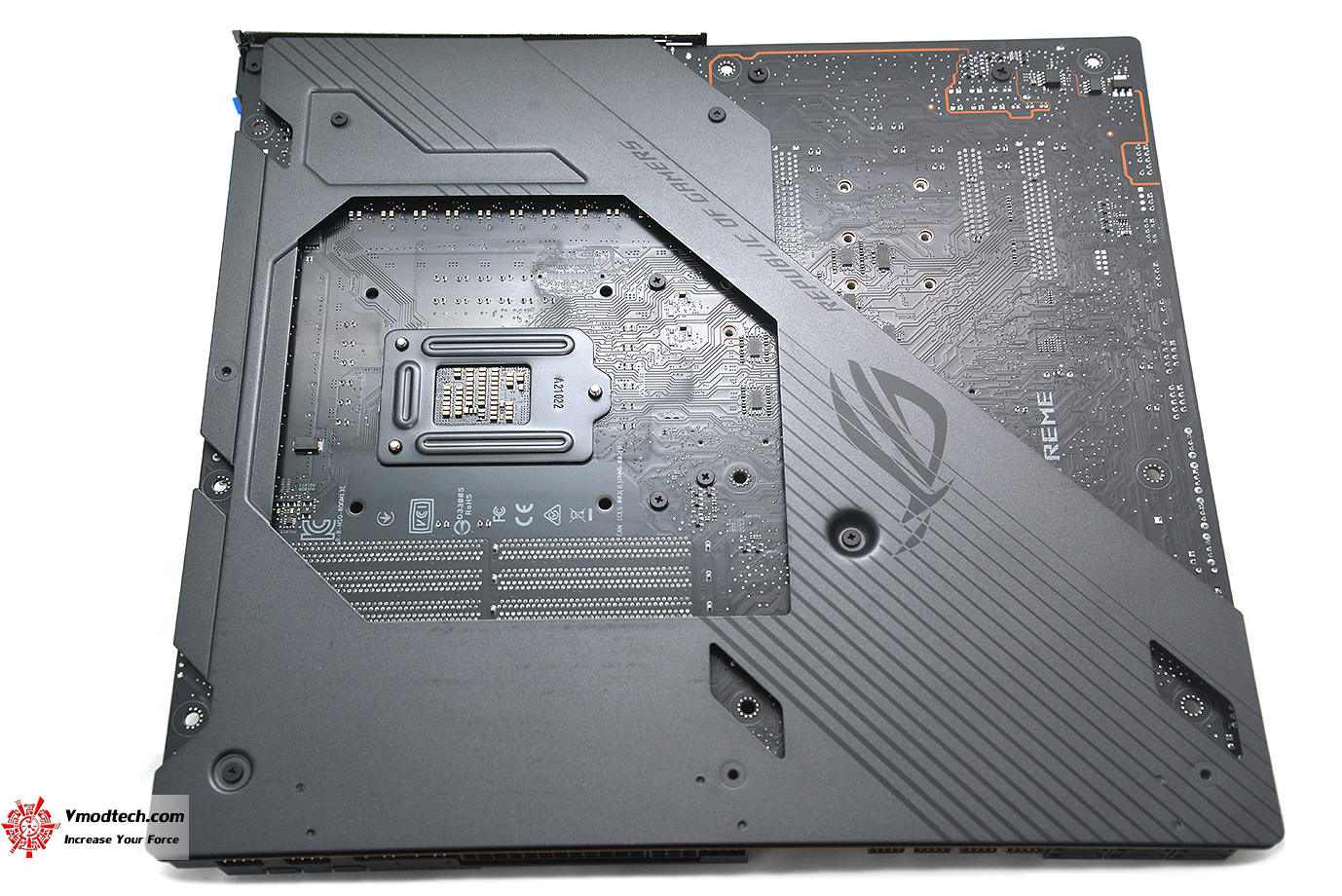 dsc 1368 ASUS ROG MAXIMUS XIII EXTREME REVIEW