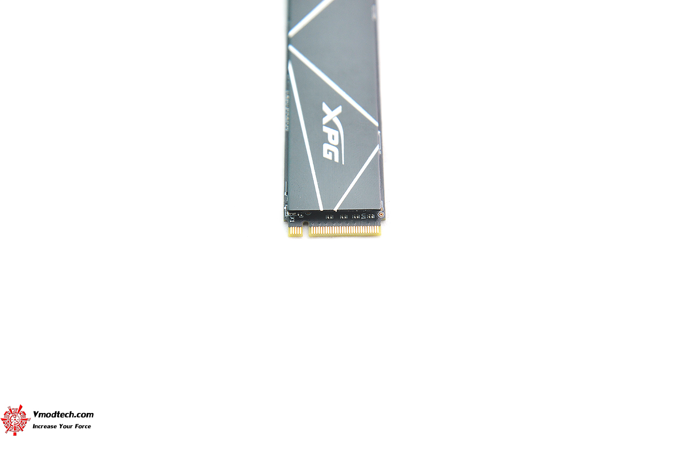 dsc 1890 XPG GAMMIX S70 BLADE PCIe Gen4x4 M.2 2280 Solid State Drive 1TB REVIEW