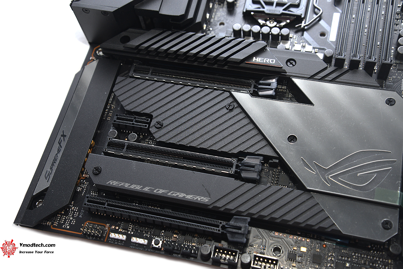 dsc 2525 ASUS ROG MAXIMUS XIII HERO REVIEW