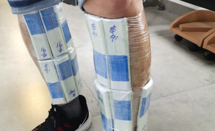 intel-smuggling-operation-1-700x426 intel smuggling operation 1 700x426 ทางการจีนจับผู้ลักลอบขนซีพียู Intel 10th Gen จำนวน 304ตัว เพื่อส่งไปยังฮ่องกงและมาเก๊า