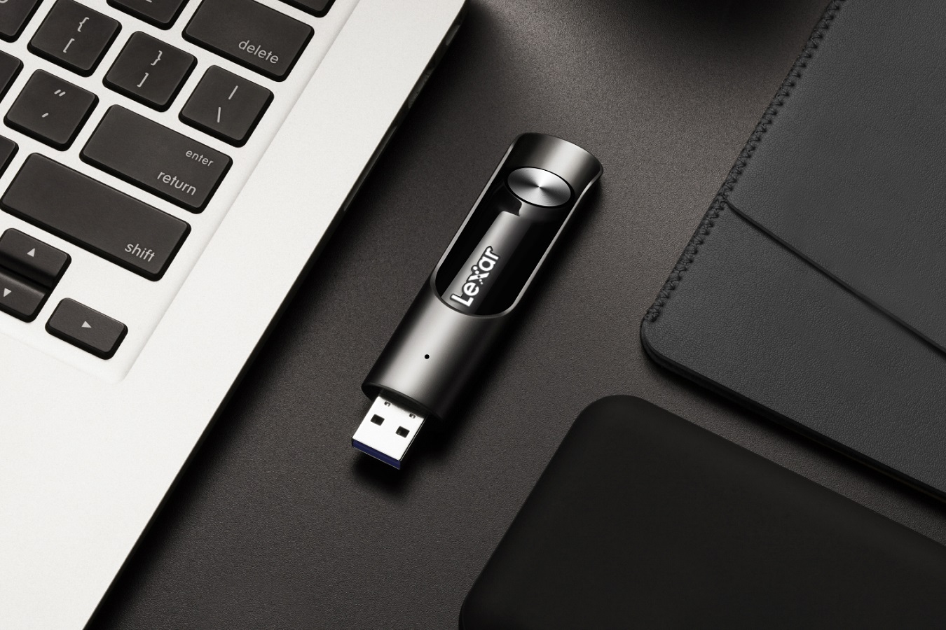 p30_03 p30 03 Lexar เปิดตัว Lexar® JumpDrive® P30 USB 3.2 Gen 1 แฟลชไดรฟ์ความเร็วสูง