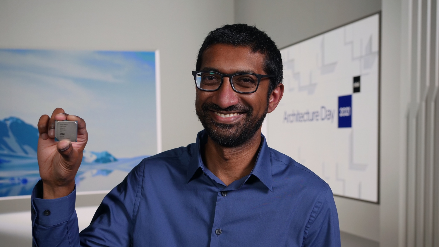 intel architecture day 2021 4 sundar อินเทลเปิดตัวสถาปัตยกรรมใหม่สำหรับ ซีพียู คอร์ x86 สองรุ่น, ระบบ SoCs สำหรับดาต้าเซ็นเตอร์สองรุ่น, GPU แบบแยกส่วนได้ และสถาปัตยกรรมไฮบริดแบบมัลติคอร์ที่ปฏิวัติวงการสำหรับกลุ่มลูกค้า เร่งพัฒนาความก้าวหน้าด้านสถาปัตยกรรมสำหรับดาต้าเซ็นเตอร์, HPC AI และระบบคอมพิวเตอร์