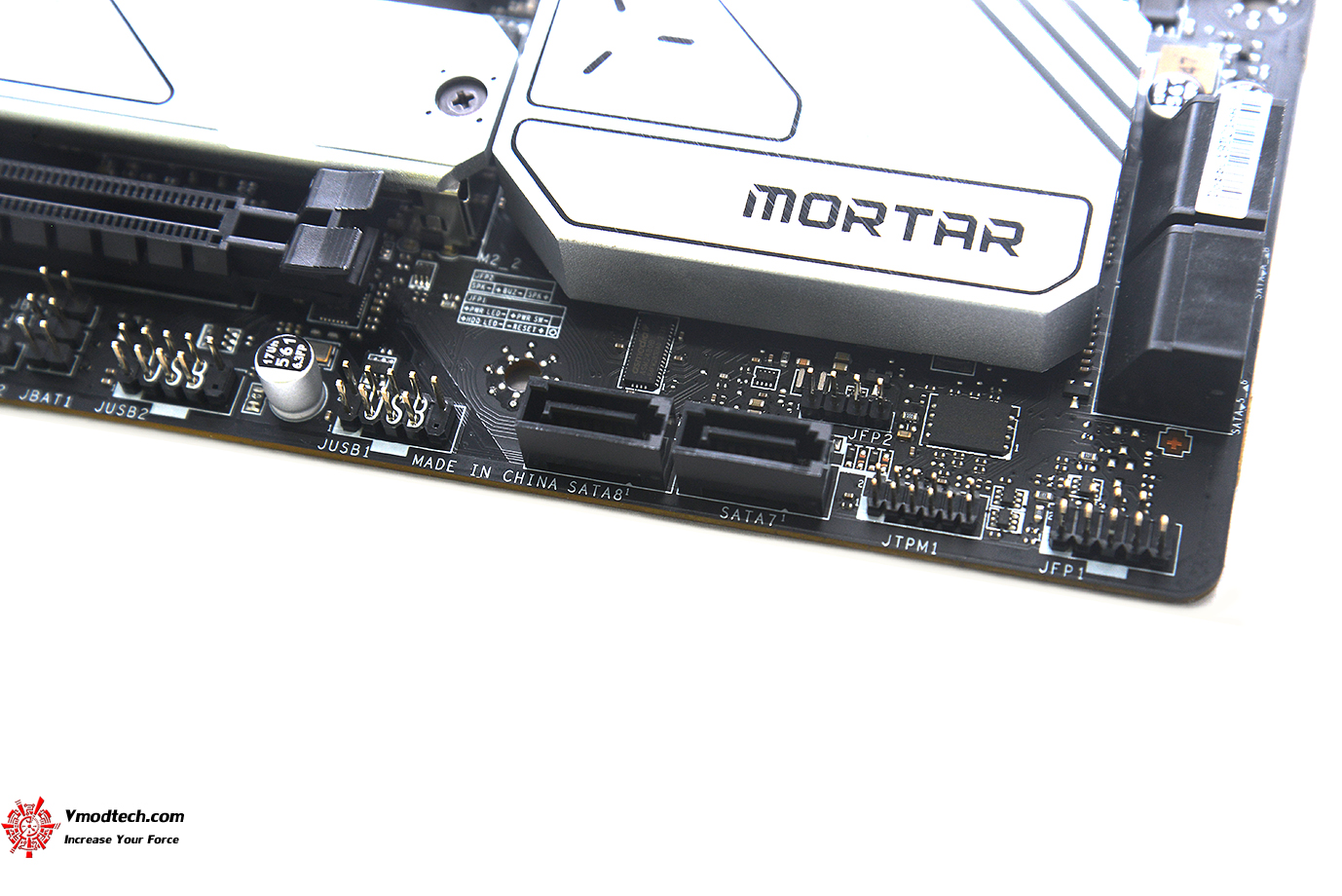 dsc 1555 MSI MAG B660M MORTAR WIFI BUNDLE KIT REVIEW