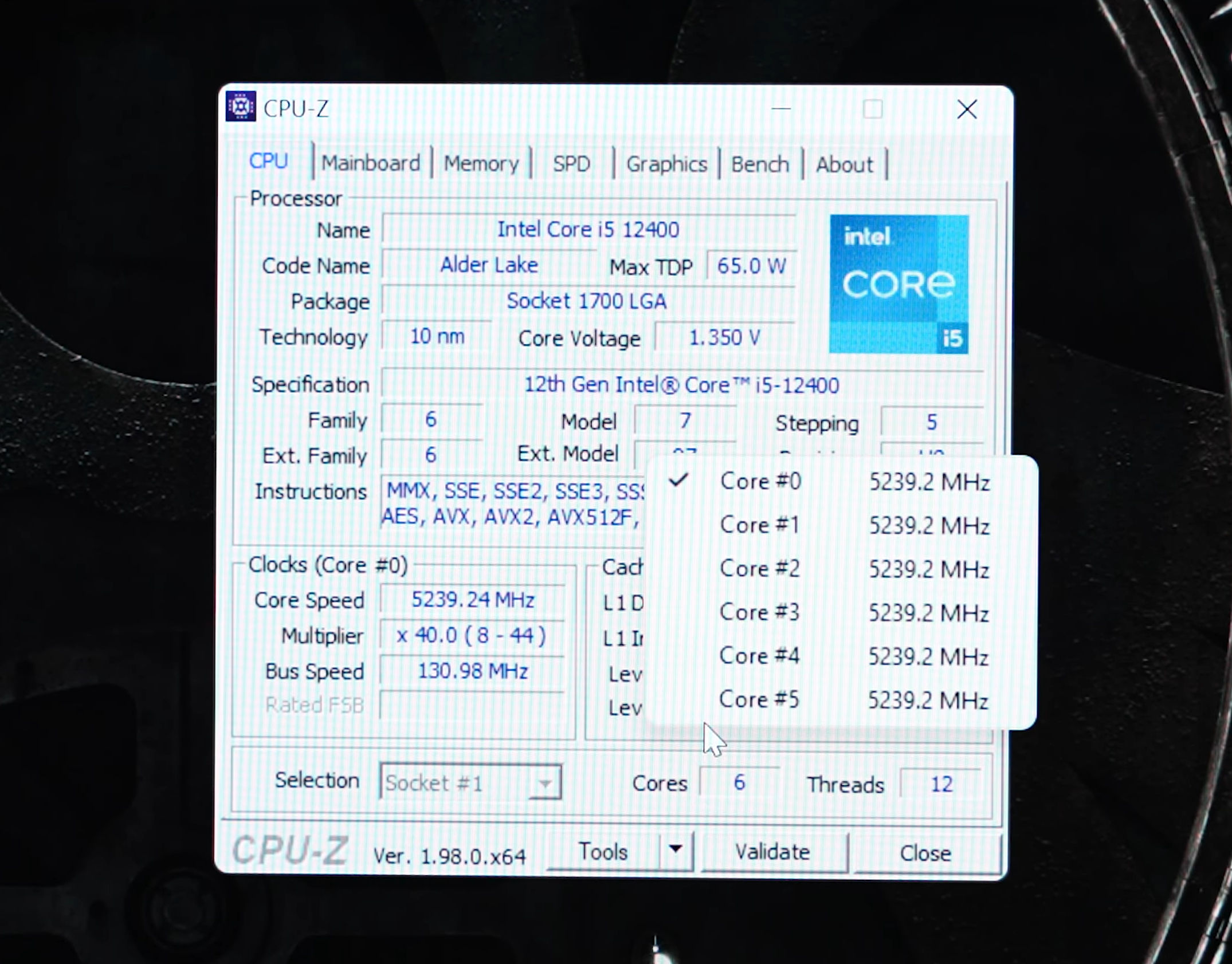 intel-core-12400-cpuz intel core 12400 cpuz ปลดล๊อกความแรงซีพียู Intel Core i5 12400 รุ่น Non K โอเวอร์คล๊อกไปที่ความเร็ว 5.2Ghz ประสิทธิภาพเรนเดอร์แรงขึ้น 33% ด้วยเมนบอร์ด ASUS Z690 ROG Maximus APEX