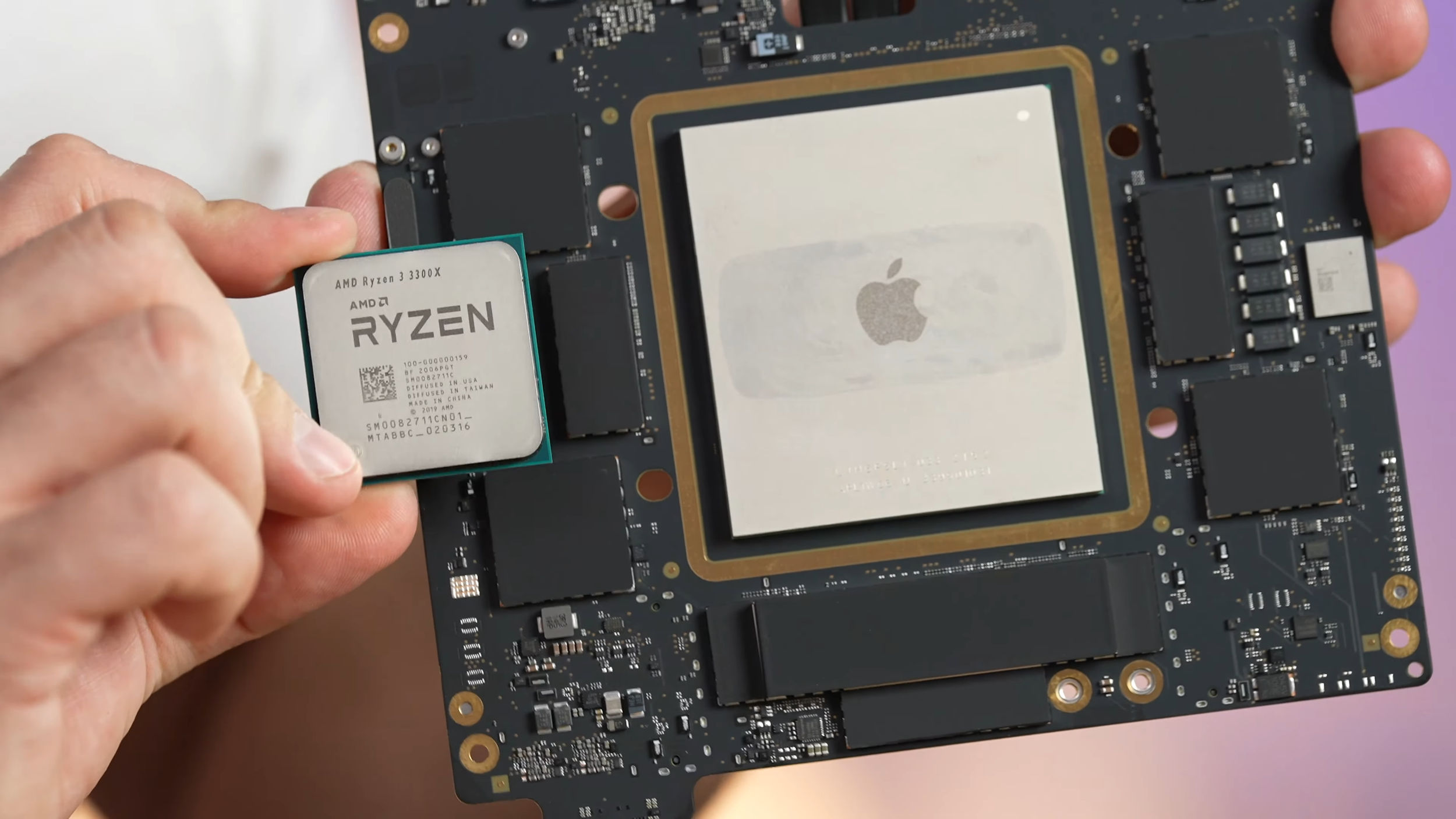 apple m1 ultra max tech 5 เผยภาพชิป Apple M1 Ultra มีขนาดใหญ่กว่าซีพียู AMD Ryzen มากถึง 3เท่ากันเลยทีเดียว 