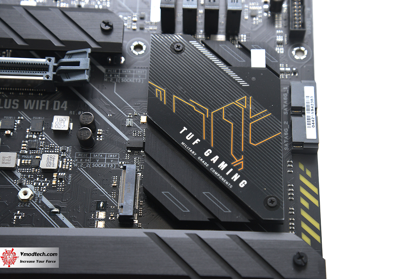 dsc 4307 ASUS TUF GAMING Z690 PLUS WIFI D4 REVIEW