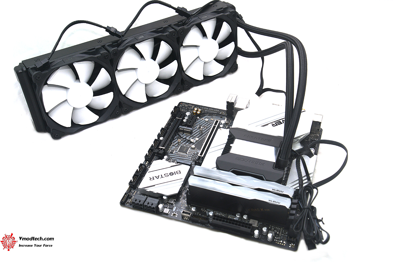 dsc 5529 Phanteks Glacier One 360MP All In One Liquid CPU cooler Review