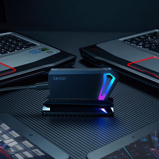 sl660 blaze gaming portable ssd pr image Lexar คว้า Red Dot Awards 5 รางวัล สำหรับความเป็นเลิศด้านการออกแบบ