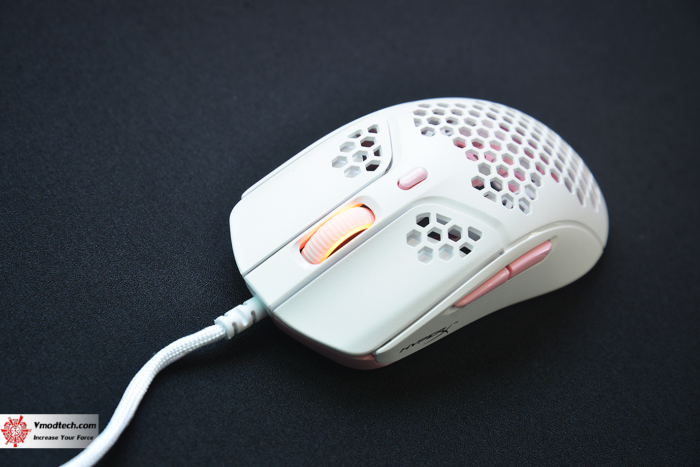 dsc 5813 HyperX Pulsefire Haste Pink Lightweight Gaming Mouse Review 