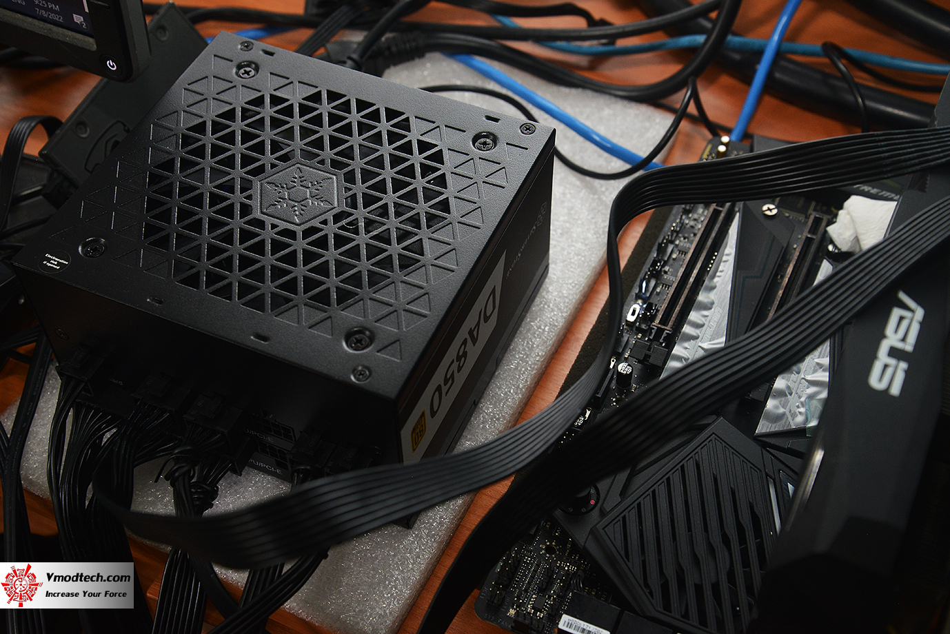 dsc 6669 SilverStone DA850 Gold Review