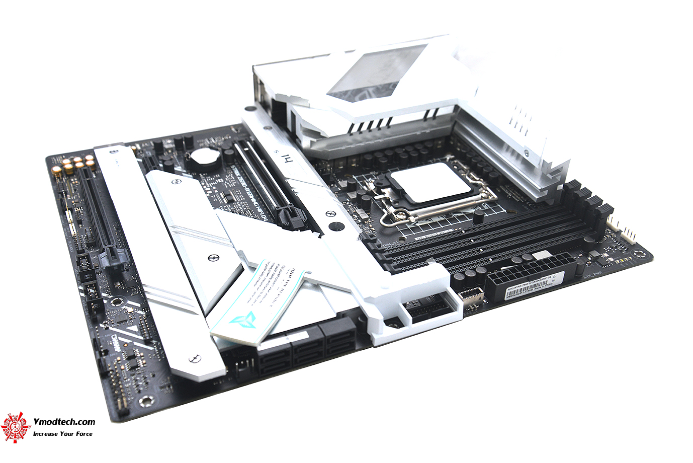 dsc 7100 ASUS ROG STRIX Z690 A GAMING WIFI D4 REVIEW