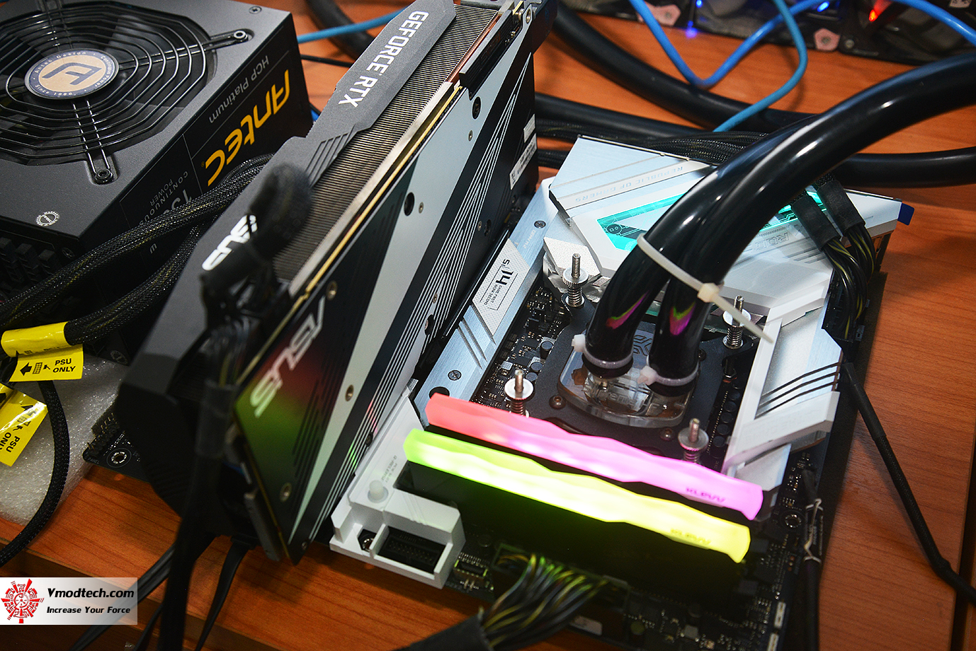 dsc 7259 ASUS ROG STRIX Z690 A GAMING WIFI D4 REVIEW