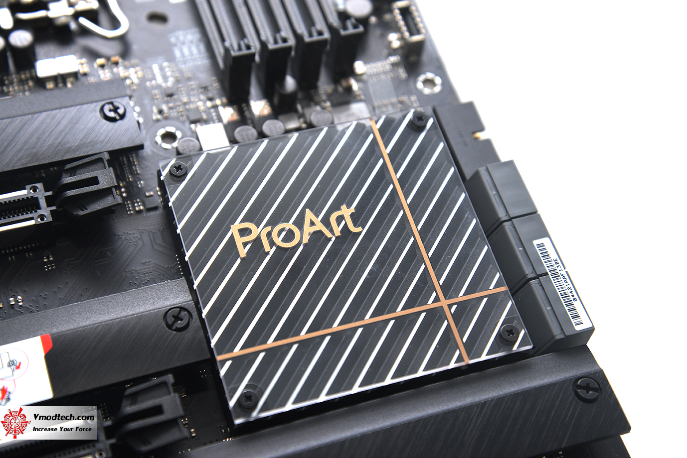 dsc_7768 dsc 7768 ASUS PROART Z690 CREATOR WIFI REVIEW