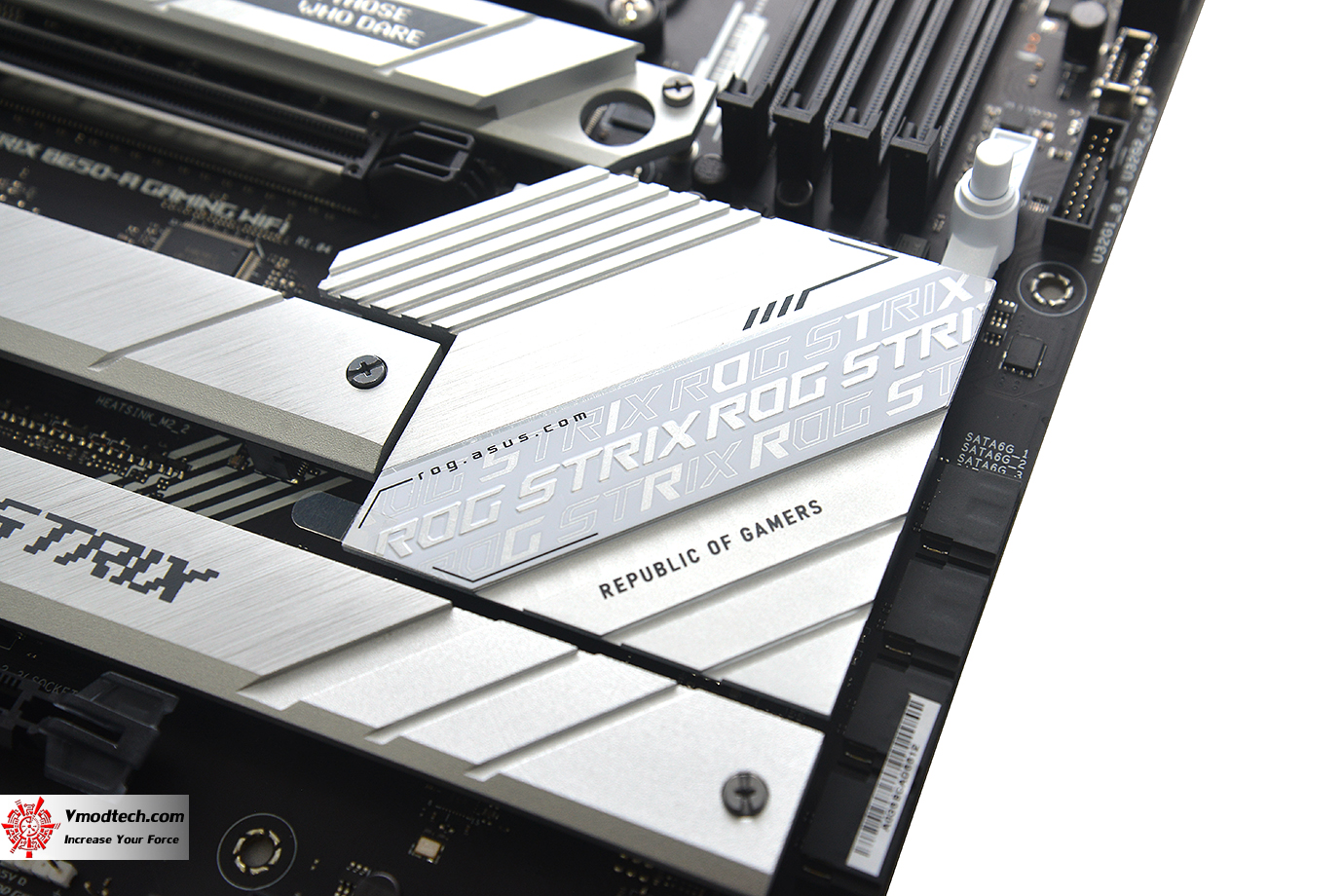 dsc_9640 dsc 9640 ASUS ROG STRIX B650 A GAMING WIFI REVIEW