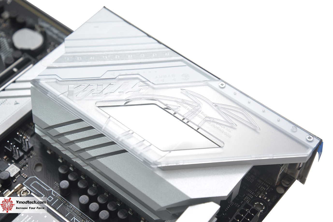 dsc 0907 ASUS ROG STRIX Z790 A GAMING WIFI D4 REVIEW