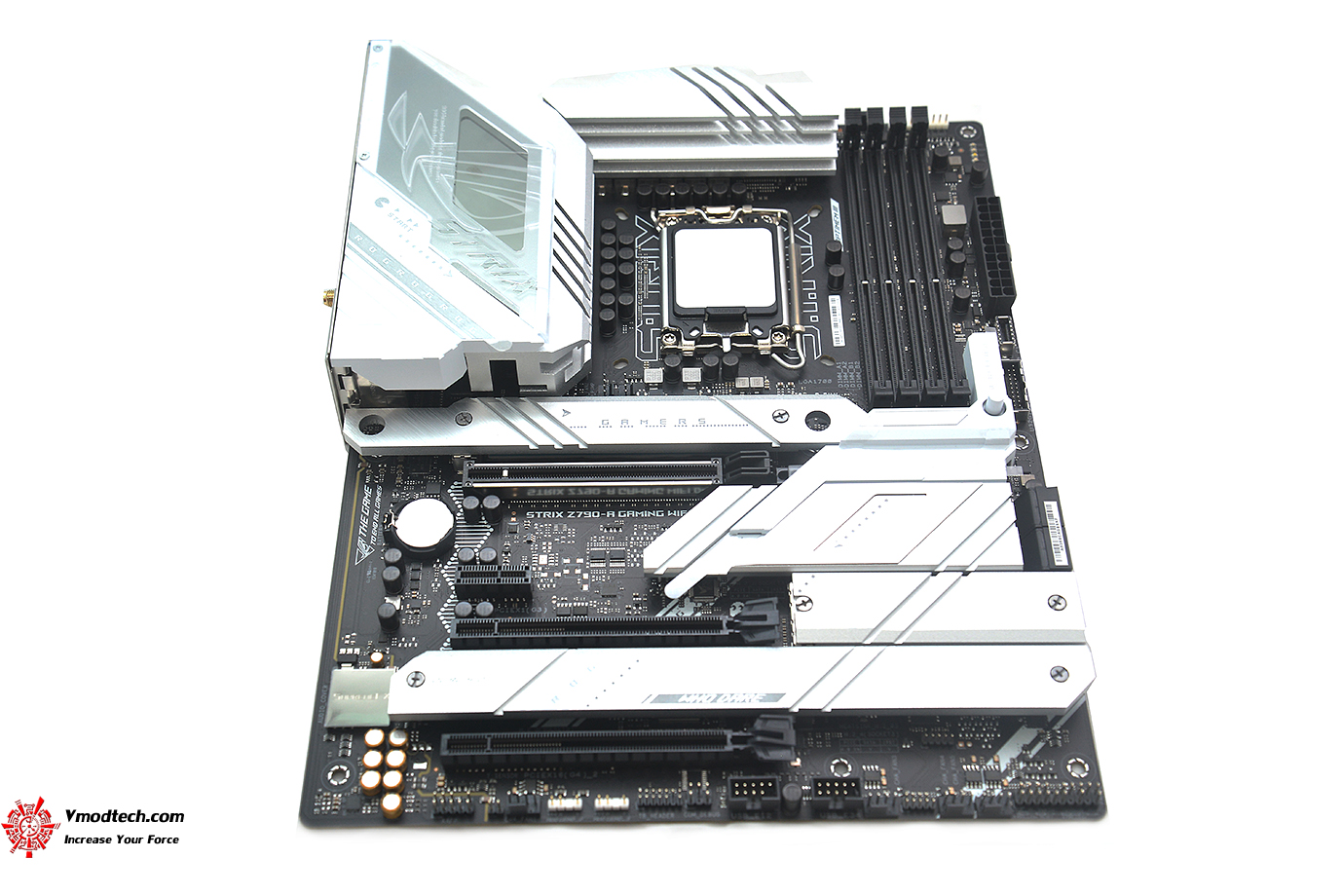 dsc 0927 ASUS ROG STRIX Z790 A GAMING WIFI D4 REVIEW