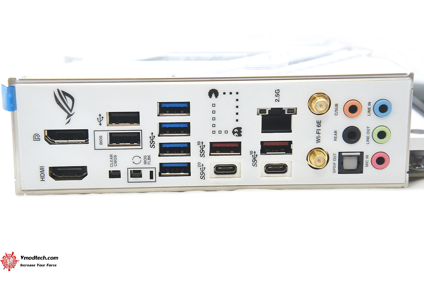 dsc 0965 ASUS ROG STRIX Z790 A GAMING WIFI D4 REVIEW