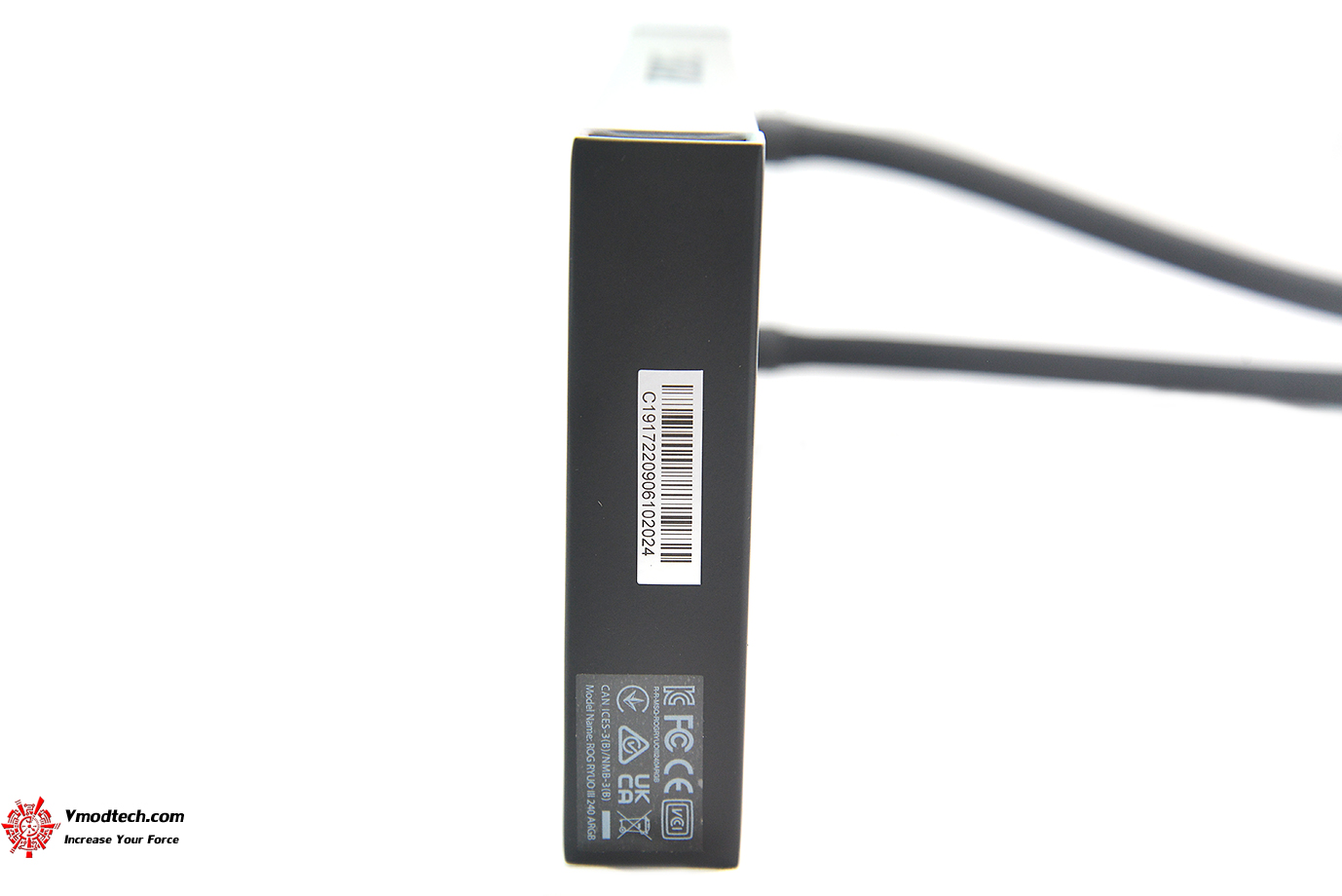 dsc 1635 ROG RYUO III 240 ARGB AIO LIQUID COOLER REVIEW