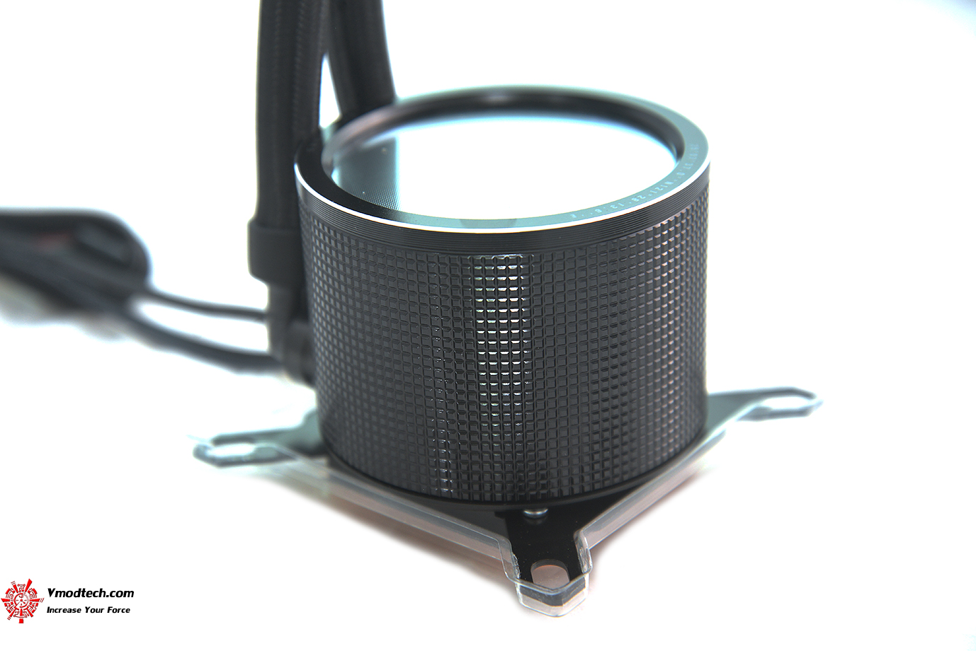 dsc 1732 ROG RYUO III 240 ARGB AIO LIQUID COOLER REVIEW