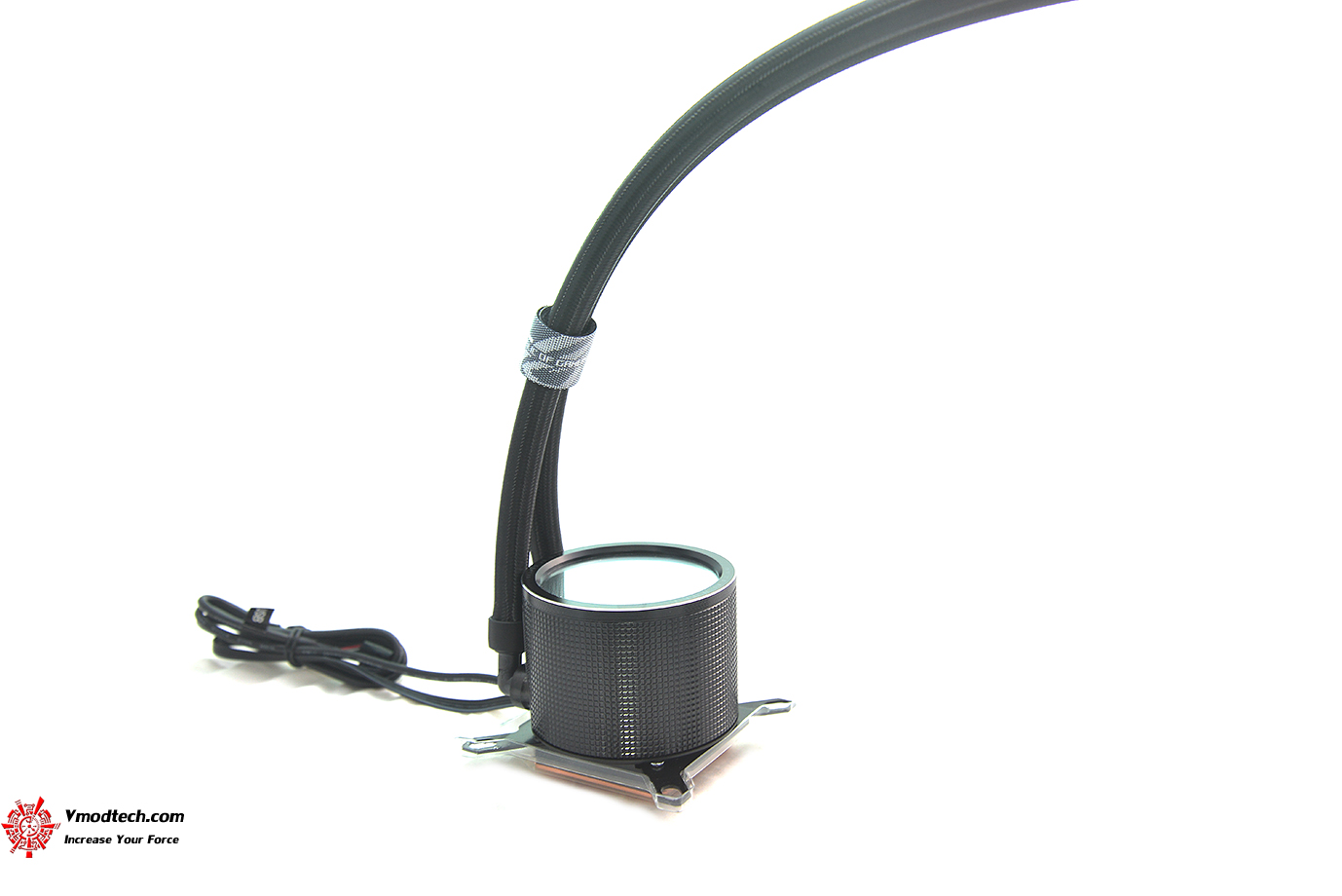 dsc 1736 ROG RYUO III 240 ARGB AIO LIQUID COOLER REVIEW