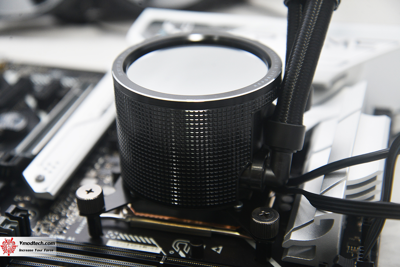 dsc 1891 ROG RYUO III 240 ARGB AIO LIQUID COOLER REVIEW