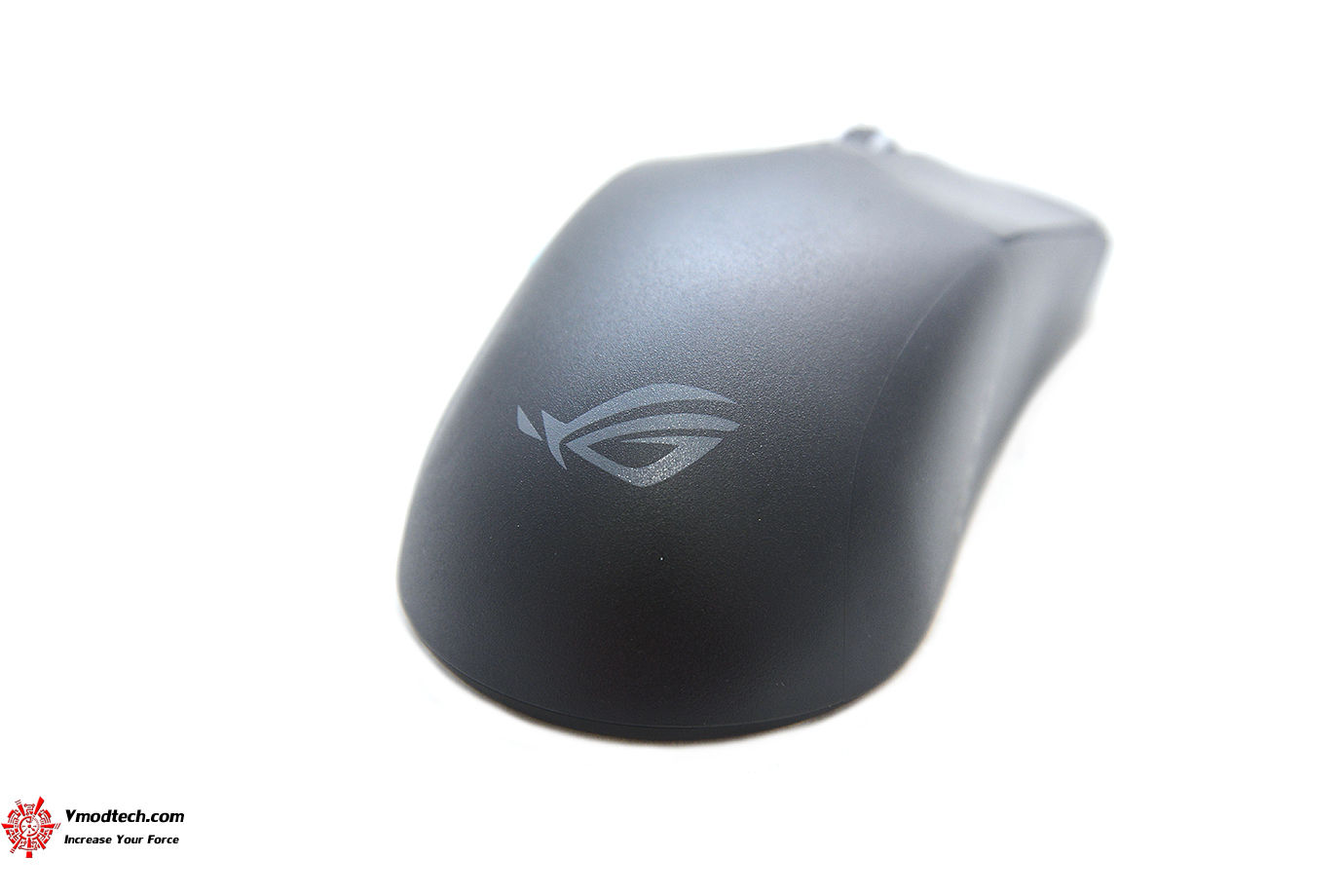 dsc 3810 ROG Harpe Ace Aim Lab Edition Wireless Gaming Mouse Review