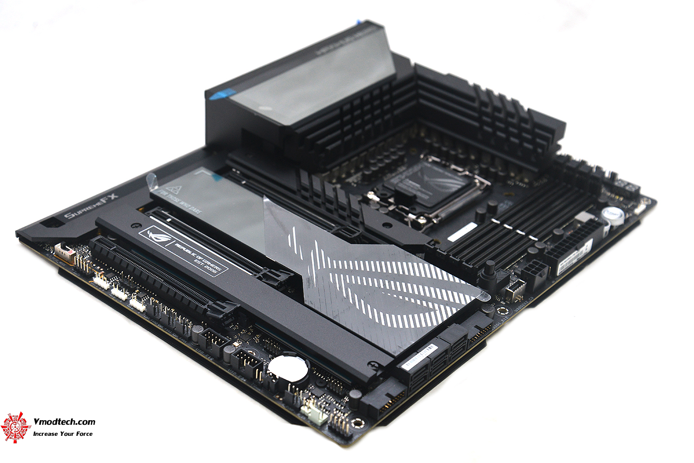 dsc 6532 ASUS ROG MAXIMUS Z790 HERO REVIEW