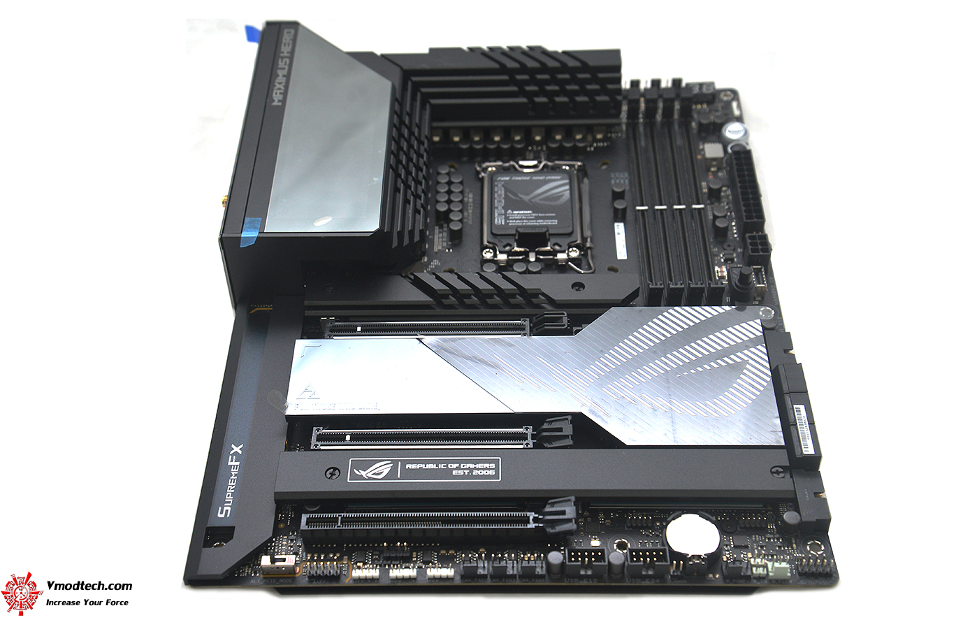 dsc 6580 ASUS ROG MAXIMUS Z790 HERO REVIEW