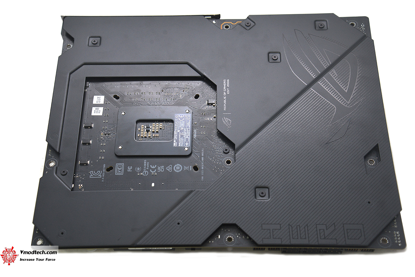 dsc 6614 ASUS ROG MAXIMUS Z790 HERO REVIEW