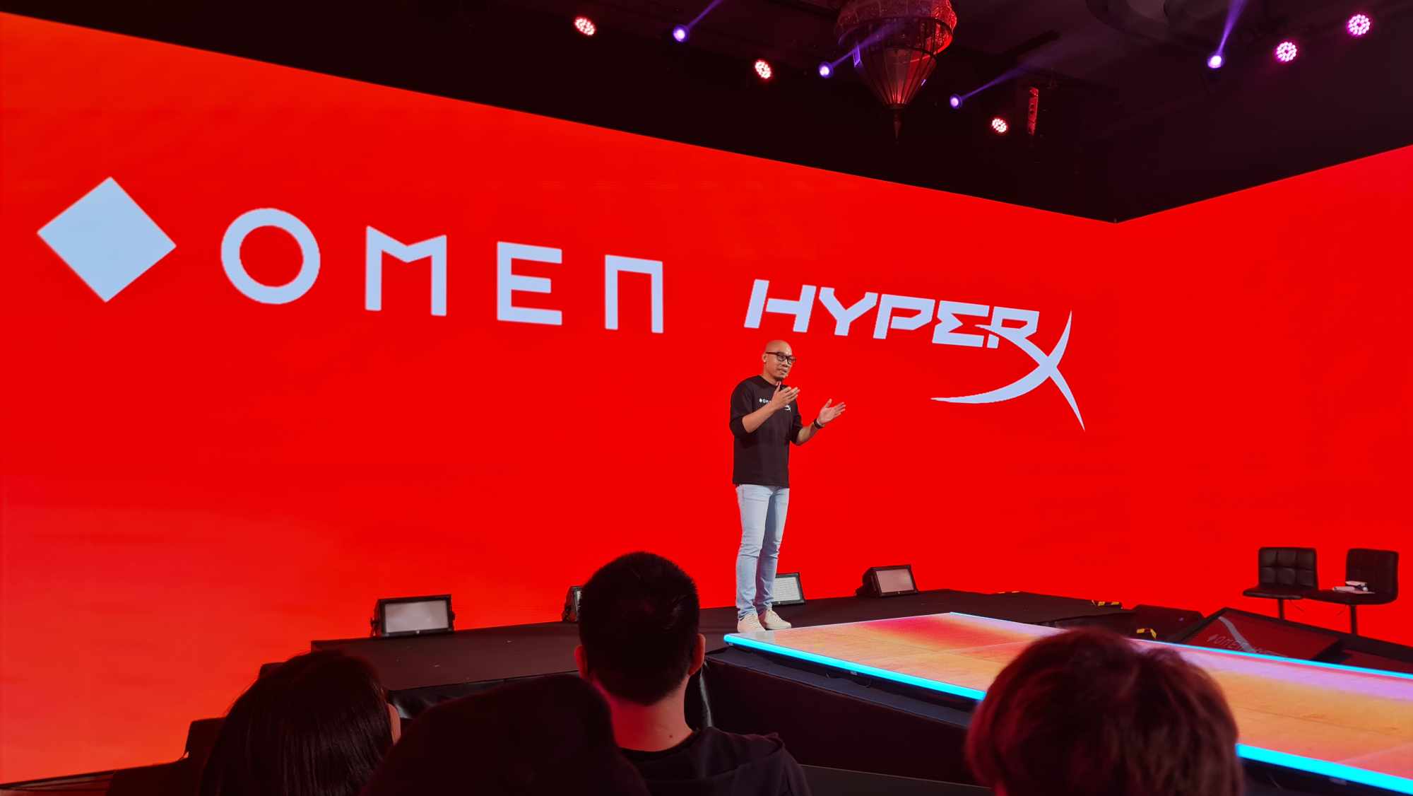 430122921 716327654004112 4350252125495375775 n เอชพีเปิดตัวพอร์ตโฟลิโอ AI PC ที่ใหญ่ที่สุดในอุตสาหกรรม สร้างนวัตกรรมใหม่ล่าสุดที่นำขุมพลังของ AI มาเสริมสร้างประสิทธิภาพและการทำงานร่วมกันสำหรับงานยุคใหม่ในรููปแบบไฮบริด