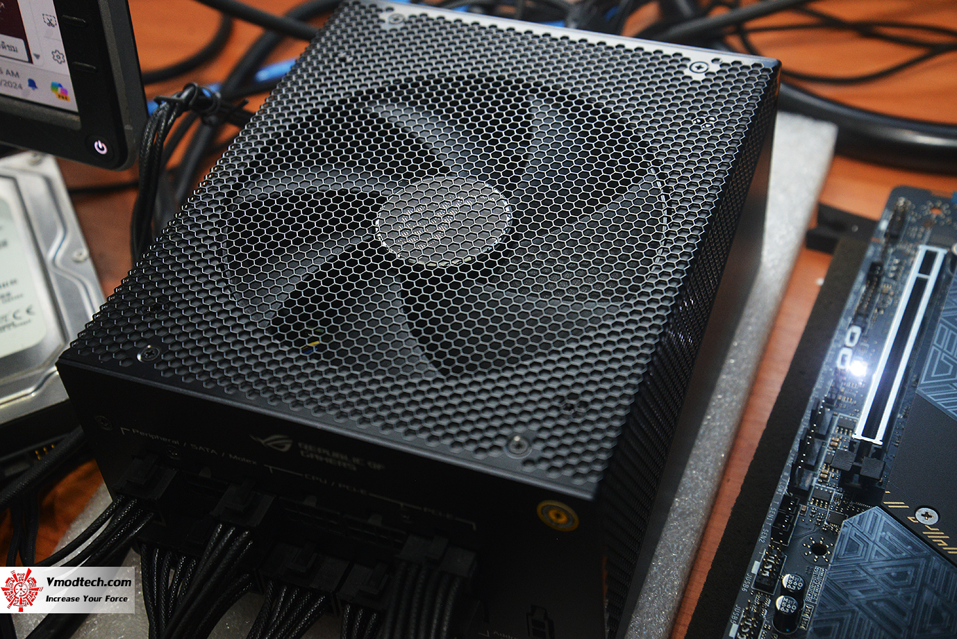 dsc_3780 dsc 3780 ASUS ROG STRIX 1000W GOLD AURA EDITION REVIEW